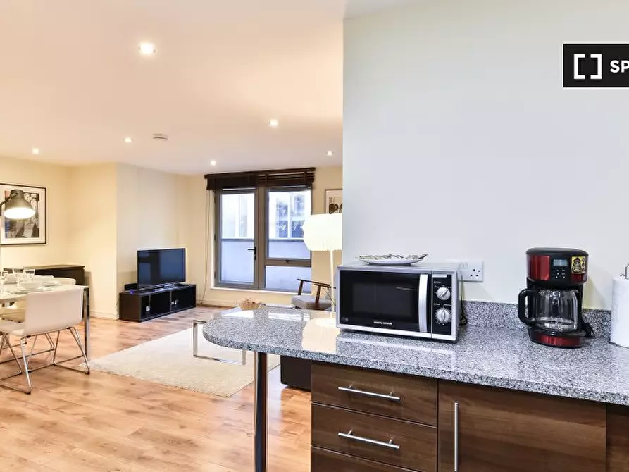 Immagine 7 di Appartamento in affitto  in Steward St a Poplar