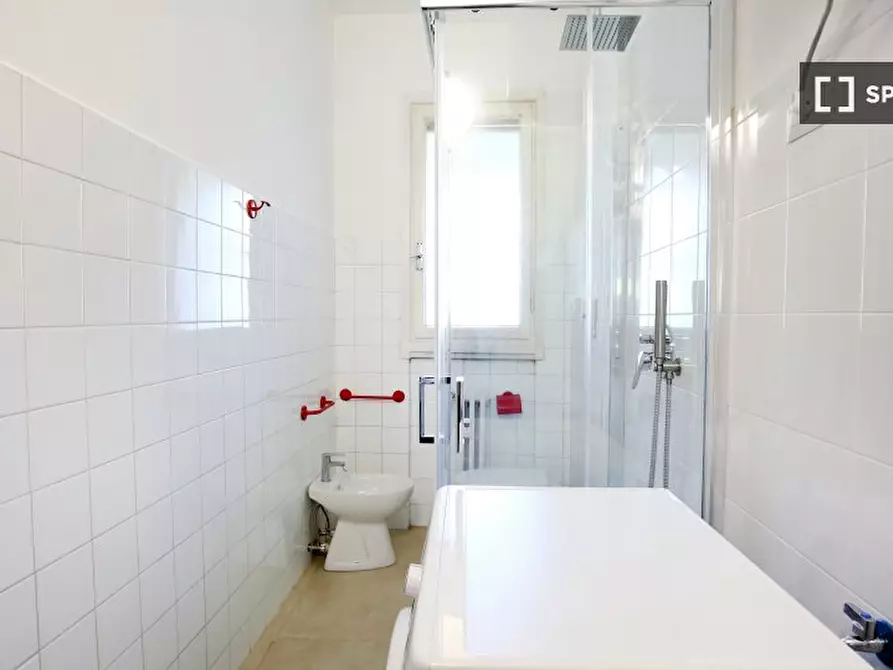 Immagine 17 di Camera condivisa in affitto  in Via Carlo Marx a Milano