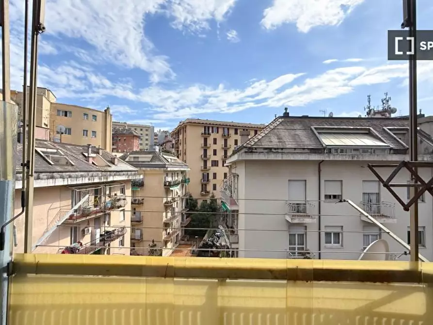 Immagine 18 di Camera condivisa in affitto  in C.so Europa a Genova