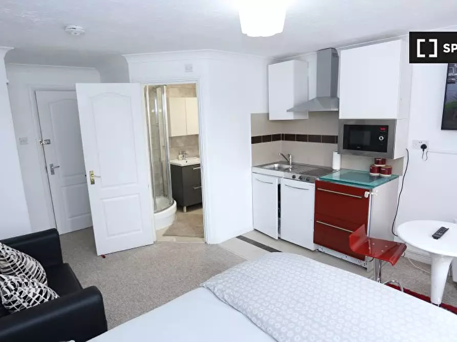 Immagine 1 di Ufficio in affitto  in Lytham Cl a Eltham