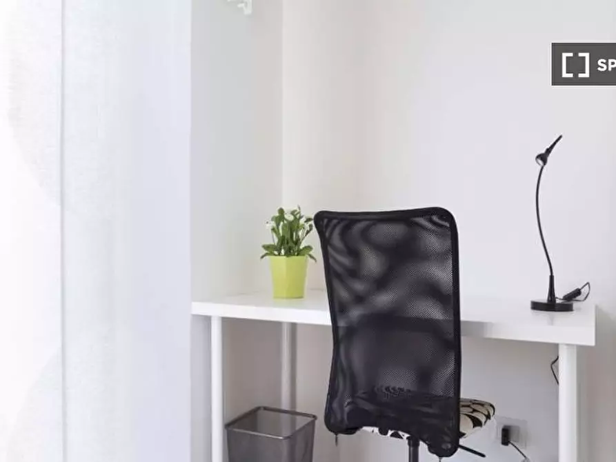 Immagine 4 di Camera condivisa in affitto  in Largo Cavalieri di Malta a Milano