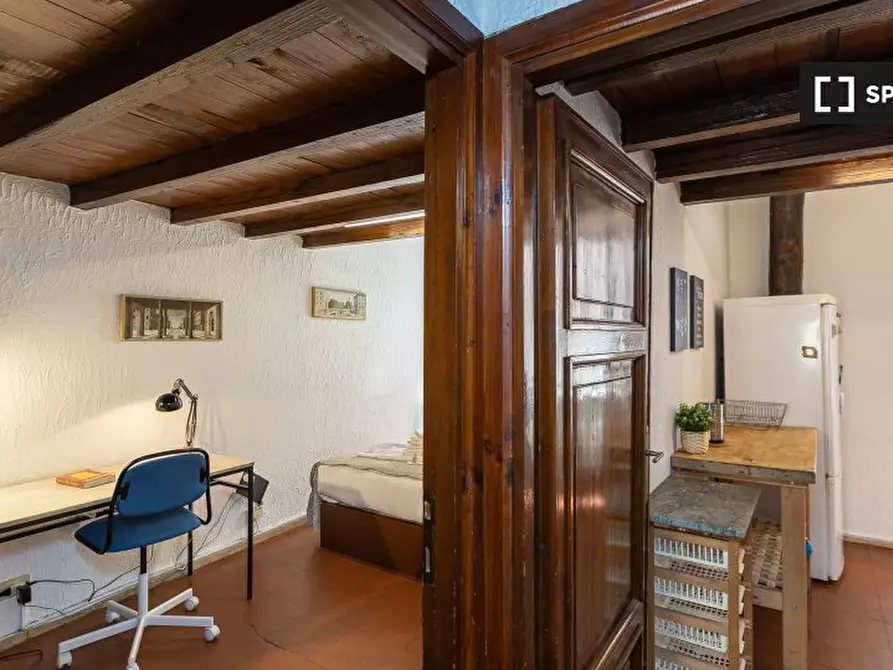 Immagine 10 di Appartamento in affitto  in Via dell'Arco della Ciambella a Roma