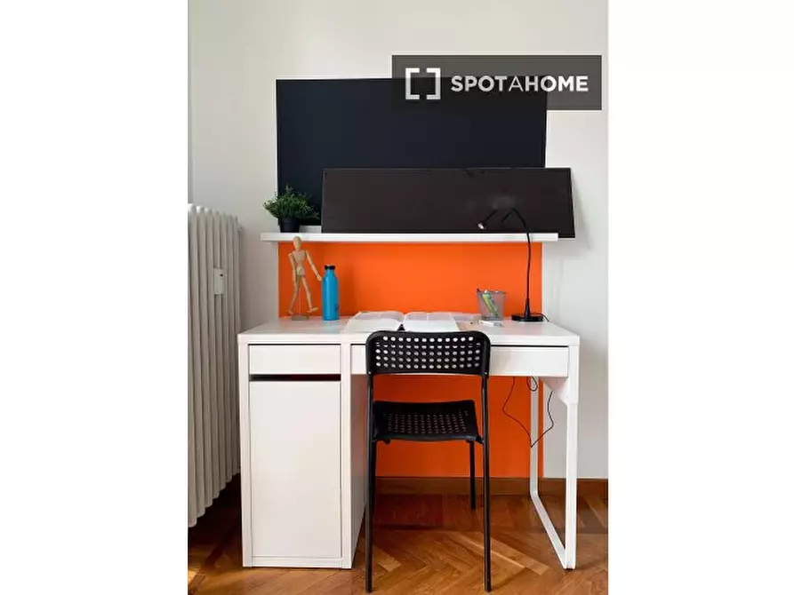 Immagine 5 di Camera condivisa in affitto  in Via Elba n. a Torino