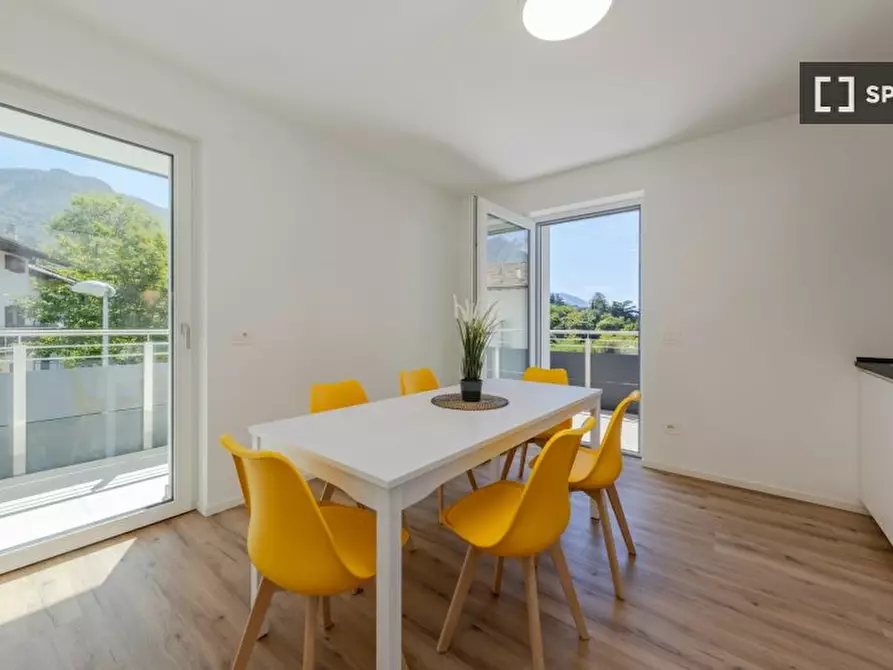 Immagine 8 di Camera condivisa in affitto  in per Cognola a Trento