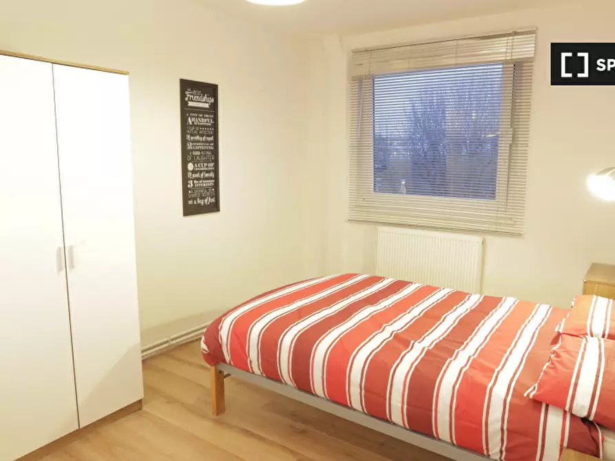 Immagine 13 di Camera condivisa in affitto  in Limehouse a Poplar