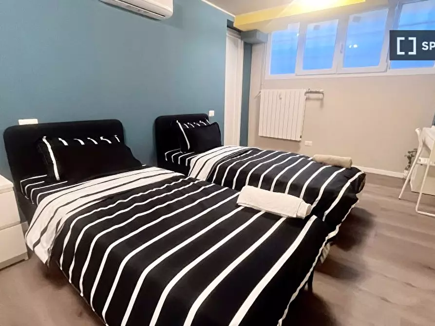 Immagine 18 di Camera condivisa in affitto  in Via Ambrogio Binda a Milano