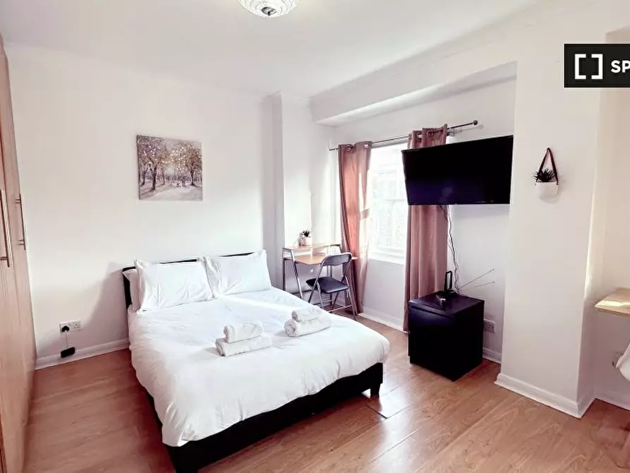 Immagine 3 di Ufficio in affitto  in -497 King's Rd a Kensington