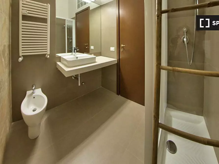 Immagine 5 di Appartamento in affitto  in Piazza Luigi di Savoia a Milano