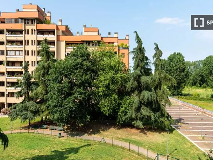 Immagine 13 di Camera condivisa in affitto  in Via fratelli Fraschini a Milano