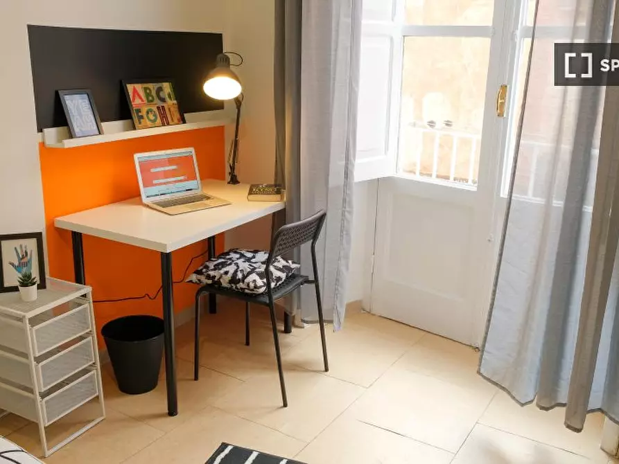 Immagine 4 di Camera condivisa in affitto  in Via Francesco Saverio Correra int. 15 a Napoli