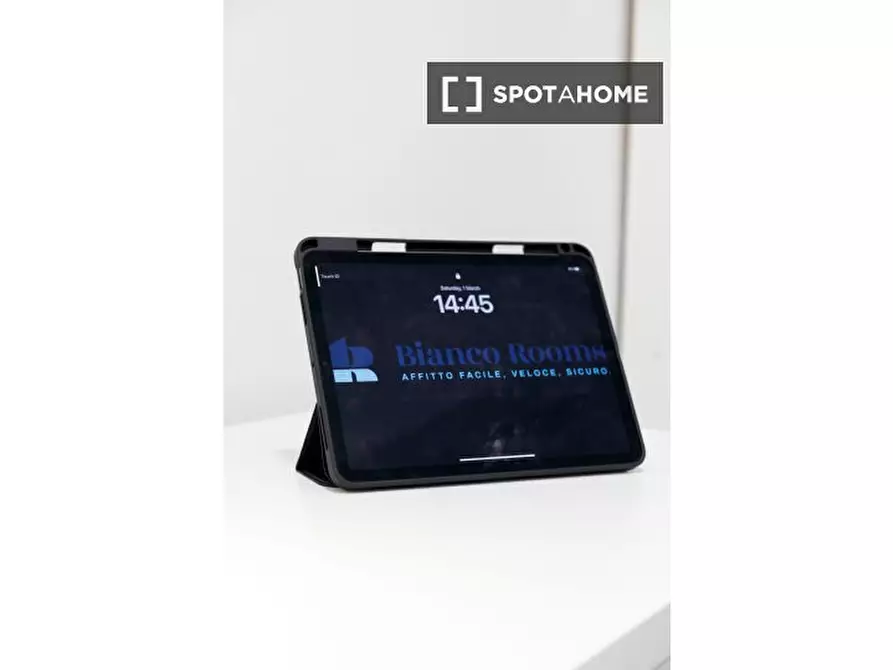 Immagine 8 di Camera condivisa in affitto  in Via Romolo Gessi a Torino