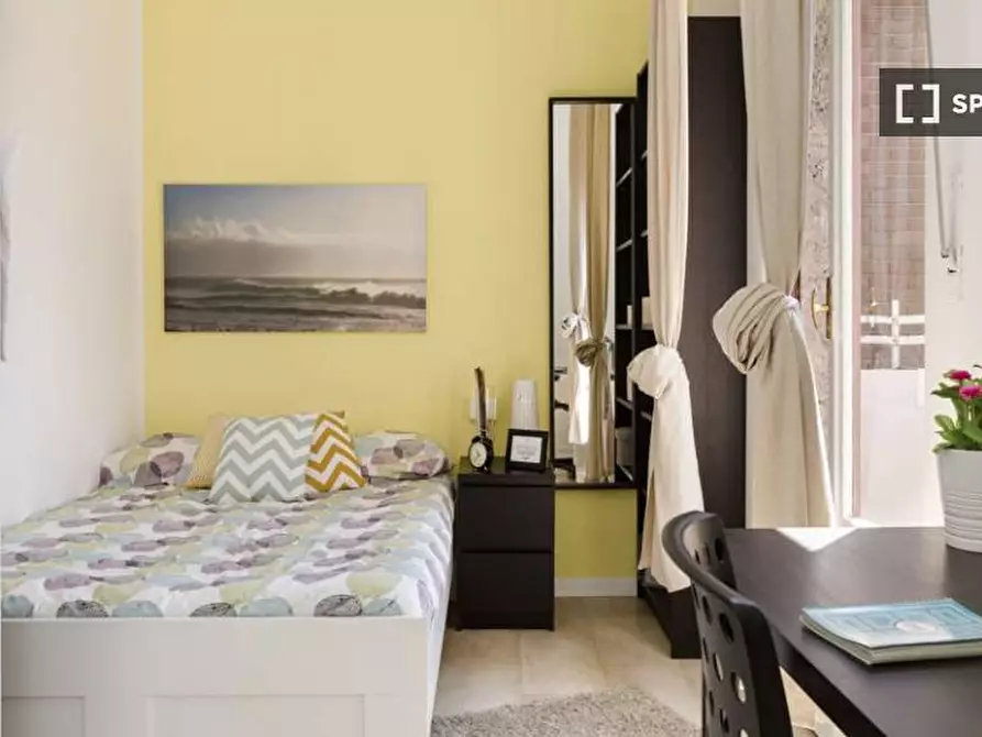 Immagine 4 di Camera condivisa in affitto  in Via Salvatore Barzilai Milan a Milano