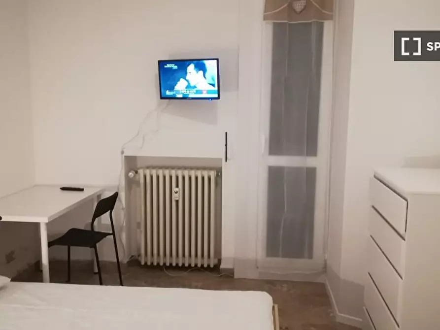 Immagine 13 di Camera condivisa in affitto  in Viale Filippo Meda a Rho