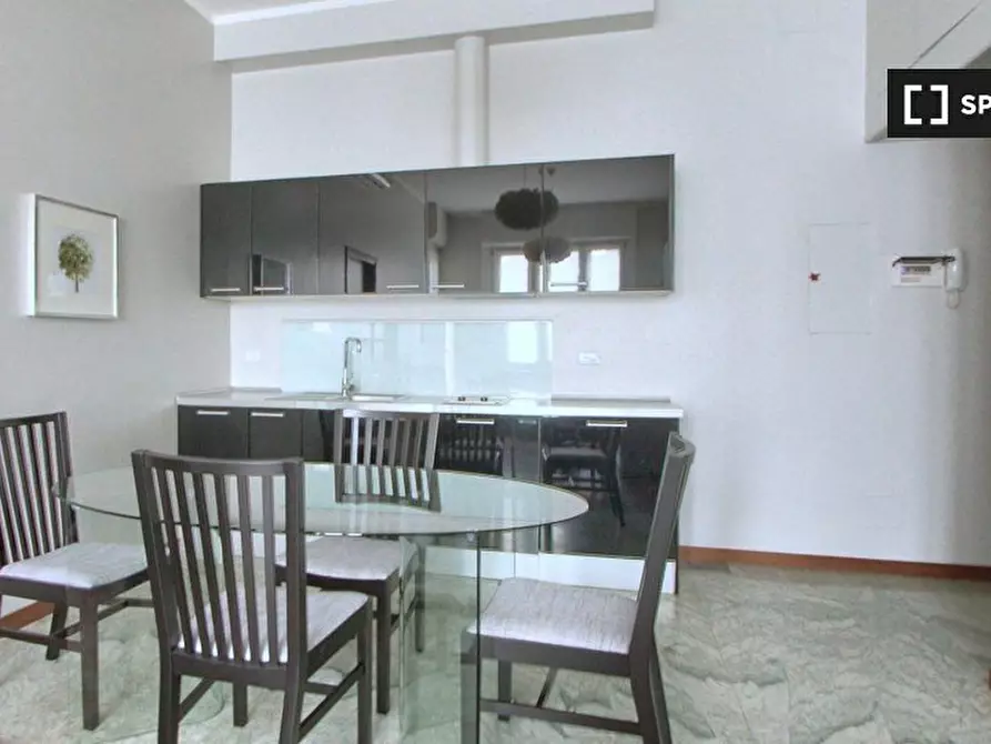 Immagine 2 di Appartamento in affitto  in Piazza Luigi di Savoia a Milano