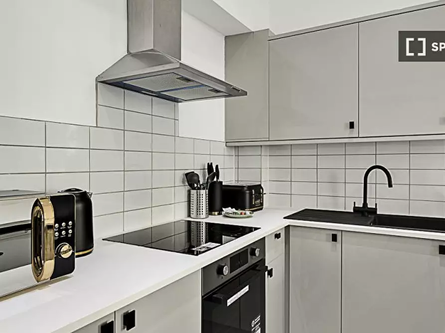 Immagine 2 di Appartamento in affitto  in Norfolk Place a Paddington