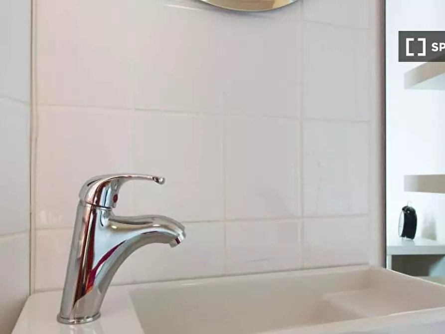 Immagine 5 di Camera condivisa in affitto  in Via Salvatore Barzilai a Milano