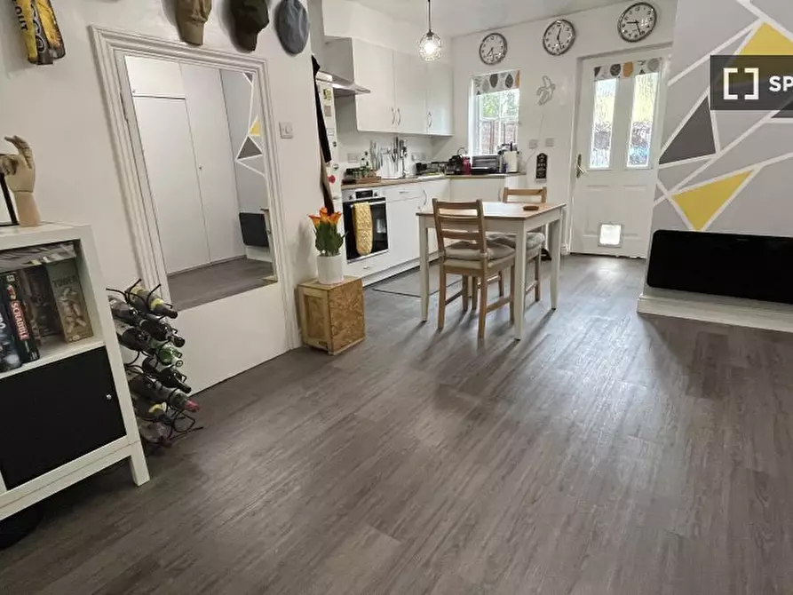 Immagine 3 di Ufficio in affitto  in Tilson Cl a Camberwell