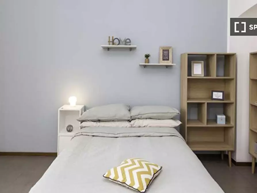 Immagine 2 di Camera condivisa in affitto  in Via Giuseppe Meda a Milano