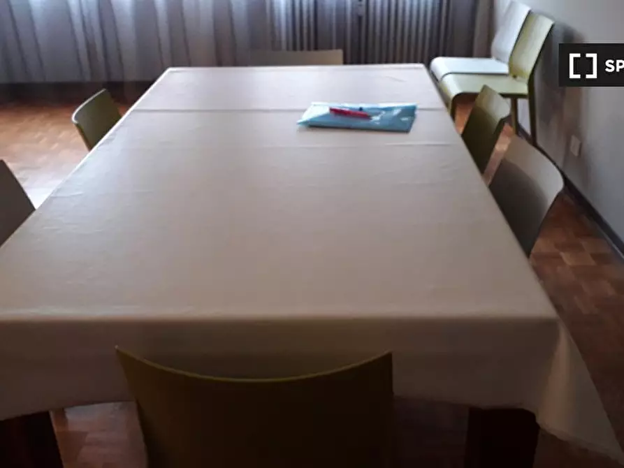 Immagine 13 di Camera condivisa in affitto  in Via Garessio a Torino