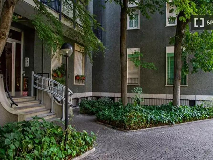 Immagine 16 di Camera condivisa in affitto  in Viale San Gimignano a Milano