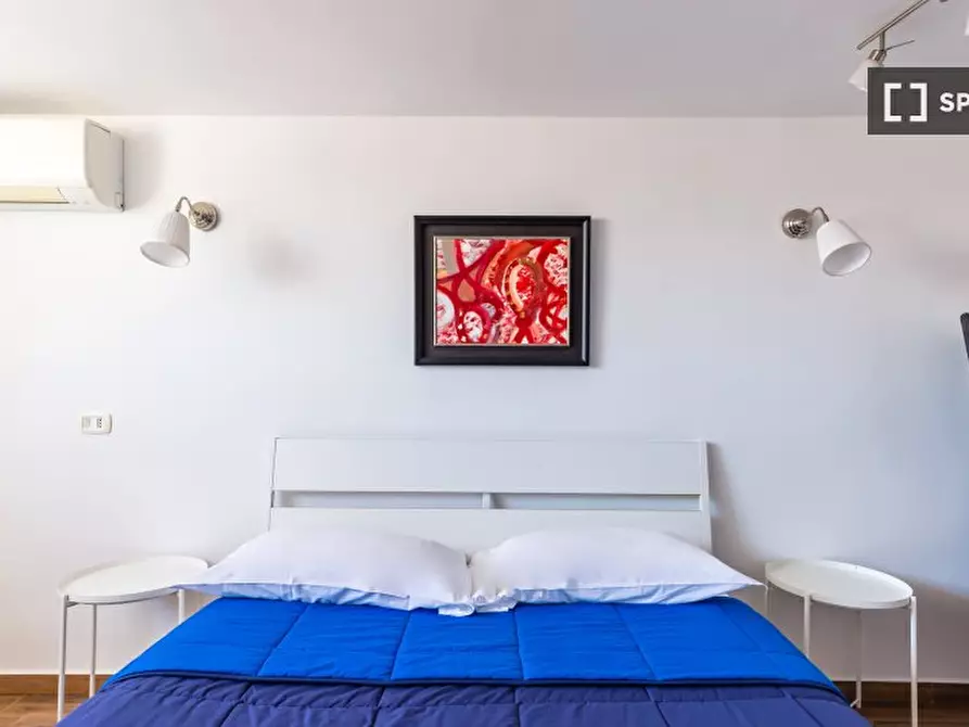 Immagine 7 di Appartamento in affitto  in Vico Santa Maria a Vertecoeli a Napoli