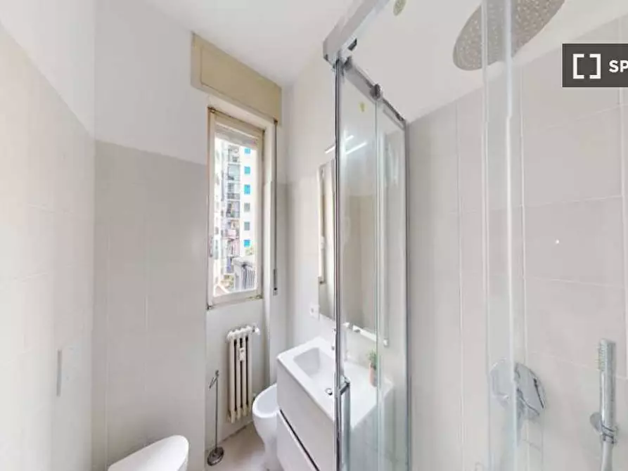 Immagine 13 di Camera condivisa in affitto  in Viale Legioni Romane a Milano