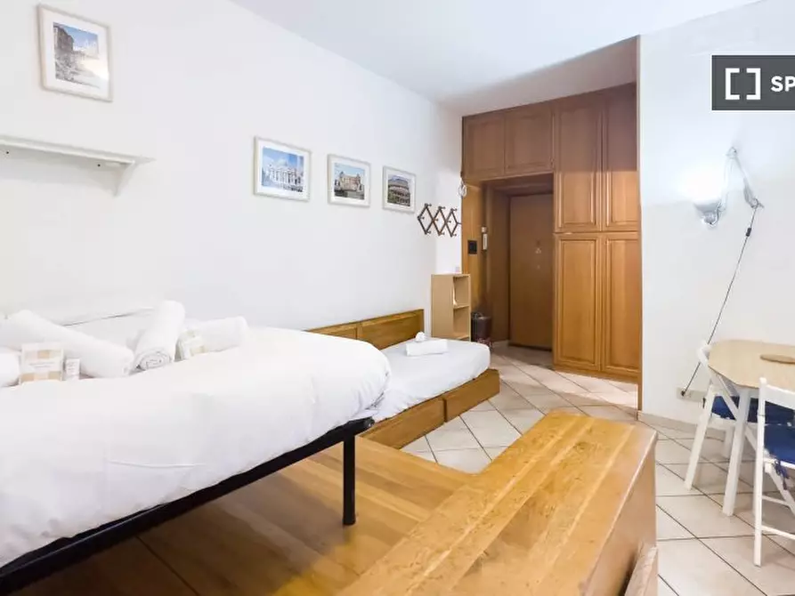 Immagine 8 di Appartamento in affitto  in Via Modica a Roma