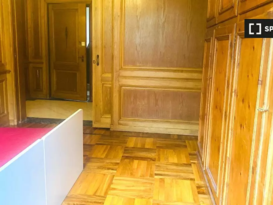 Immagine 8 di Camera condivisa in affitto  in Via Giovanni Segantini a Milano