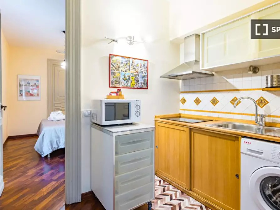 Immagine 7 di Appartamento in affitto  in Via Bisignano a Napoli