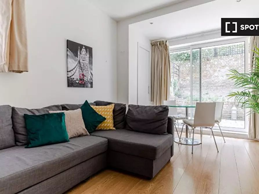 Immagine 1 di Appartamento in affitto  in Apartment a Kensington