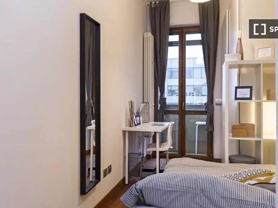 Immagine 5 di Camera condivisa in affitto  in Via Polesine a Milano