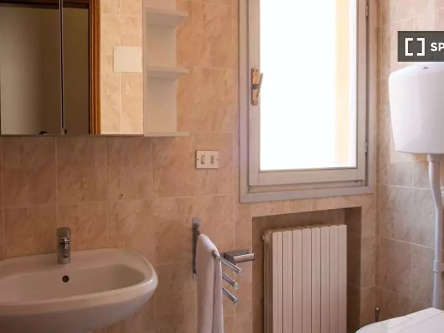 Immagine 10 di Camera condivisa in affitto  in Via Marsala a Bologna