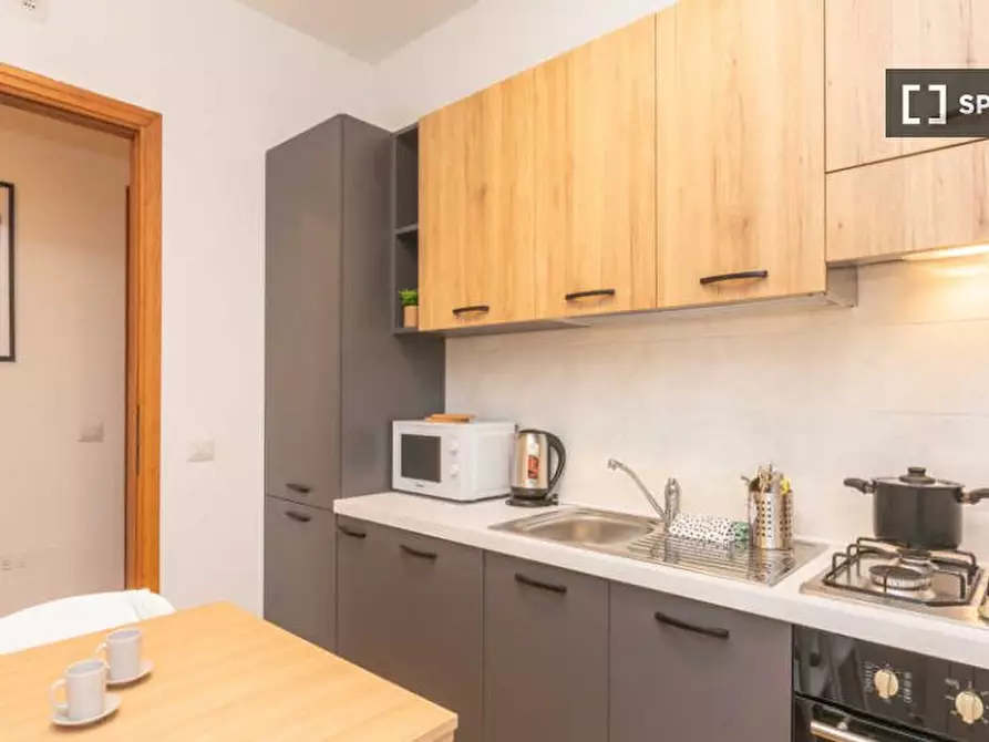 Immagine 10 di Camera condivisa in affitto  in Via dei Missaglia a Milano