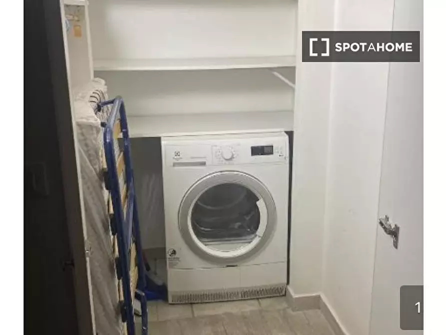 Immagine 3 di Appartamento in affitto  in Via Rodolfo Benini a Roma