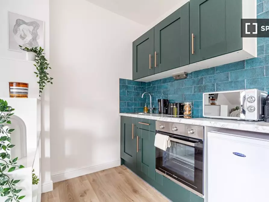 Immagine 2 di Ufficio in affitto  in Finsbury Park Rd a Hackney