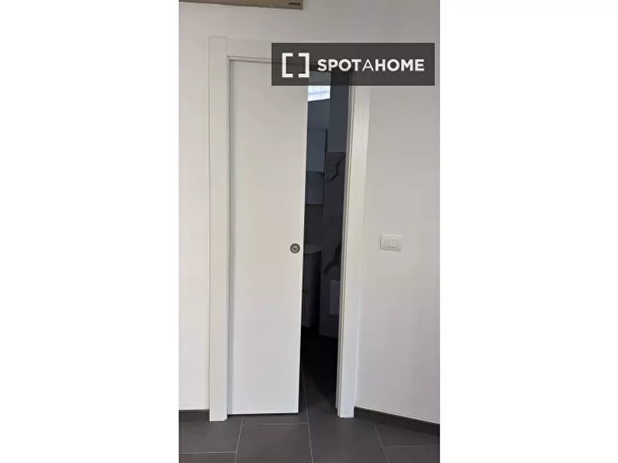 Immagine 13 di Appartamento in affitto  in Corso Alessandro Tassoni a Torino