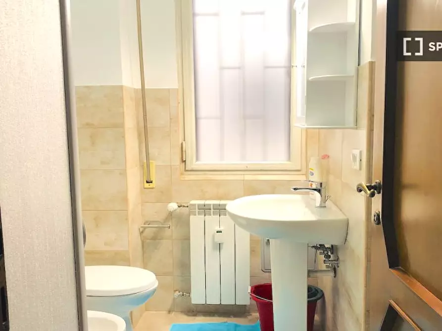 Immagine 17 di Camera condivisa in affitto  in Via Francesco Orestano a Roma