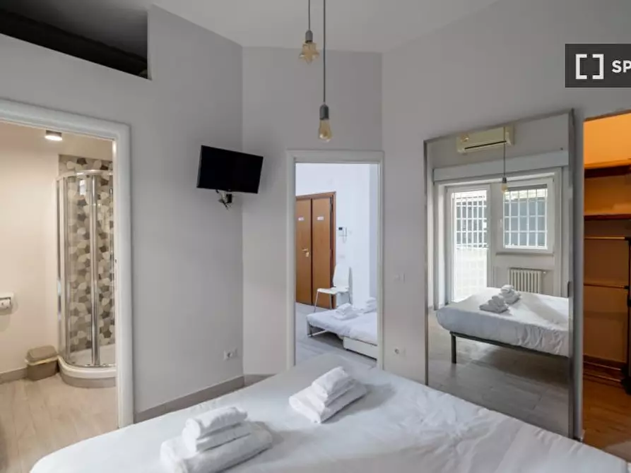 Immagine 5 di Appartamento in affitto  in Via Aurelia a Roma