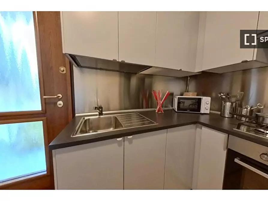 Immagine 10 di Camera condivisa in affitto  in via Piovese a Padova