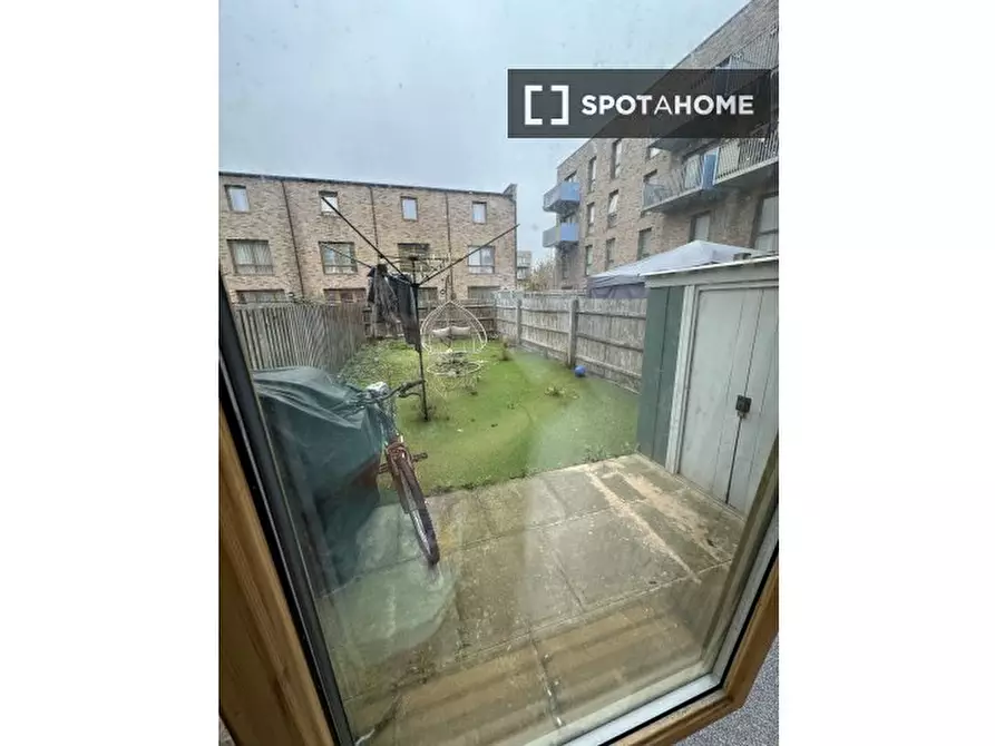 Immagine 7 di Camera condivisa in affitto  in Minden Gdns a Barking