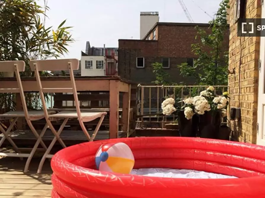 Immagine 12 di Appartamento in affitto  in flat a Kensington