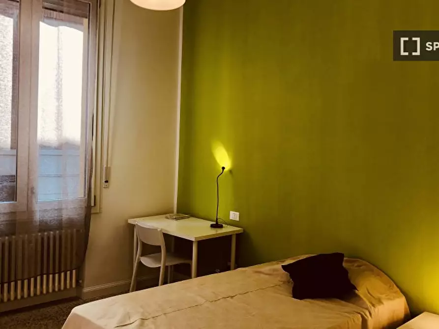 Immagine 2 di Camera condivisa in affitto  in Via CESARE BOLDRINI a Bologna
