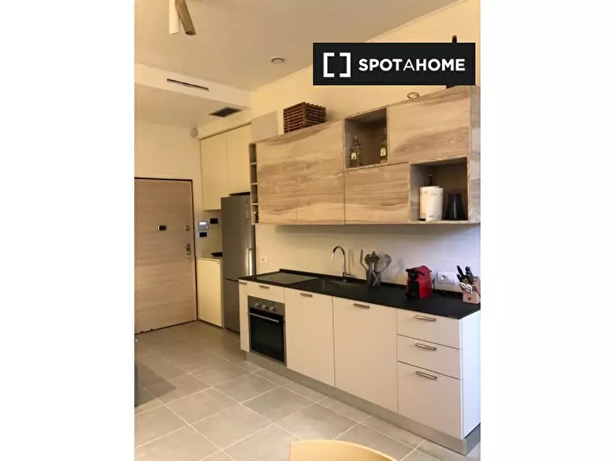 Immagine 3 di Ufficio in affitto  in Via Federico Faruffini a Milano