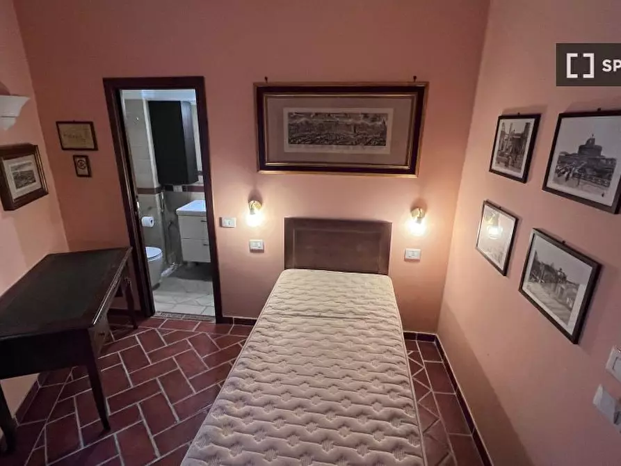 Immagine 12 di Camera condivisa in affitto  in Via Cincinnato, 00175 Roma RM, Italy a Roma