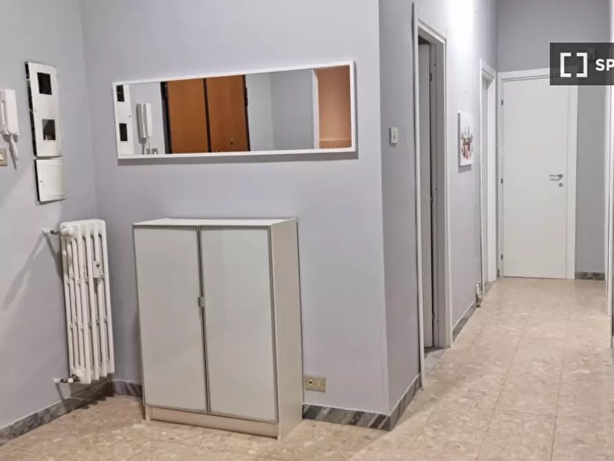 Immagine 4 di Camera condivisa in affitto  in Via Monte Viglio a Roma