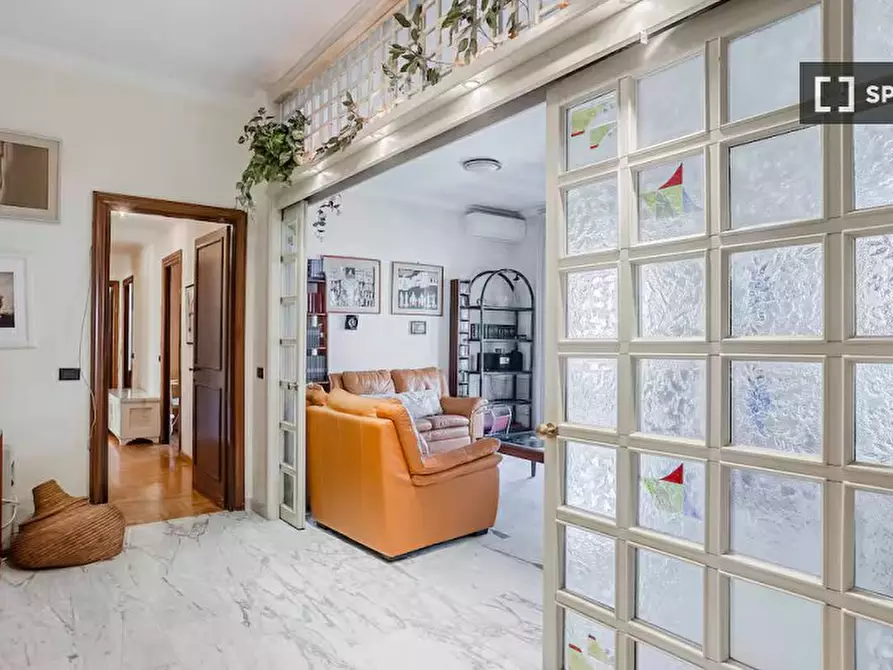 Immagine 18 di Appartamento in affitto  in Via Vincenzo Ussani a Roma