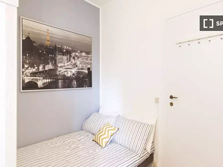 Immagine 3 di Camera condivisa in affitto  in Via Leone Tolstoi a Milano