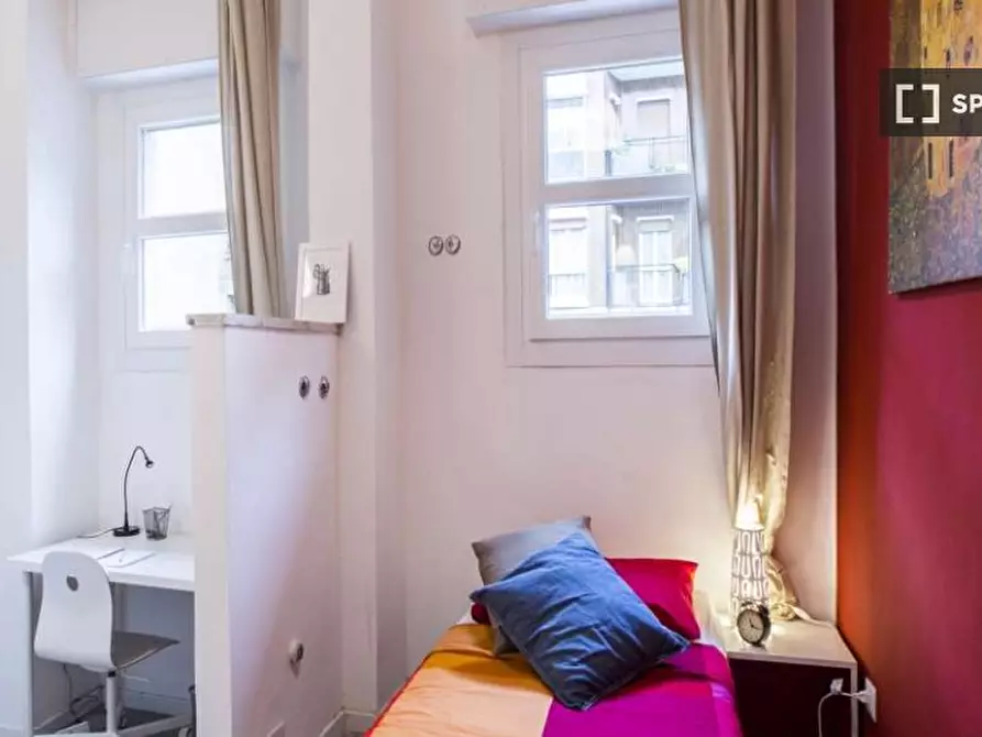 Immagine 1 di Camera condivisa in affitto  in Viale Carlo Espinasse a Milano