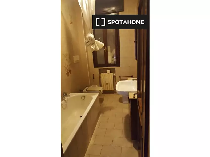 Immagine 17 di Camera condivisa in affitto  in Via Plebiscito a Padova