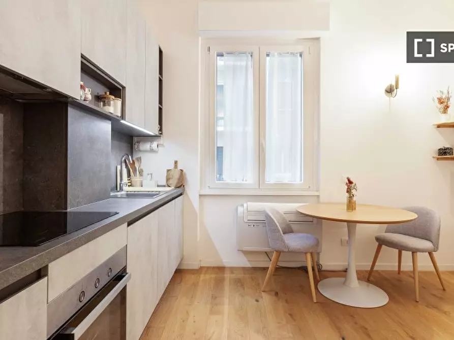 Immagine 5 di Appartamento in affitto  in Via Disciplini a Milano